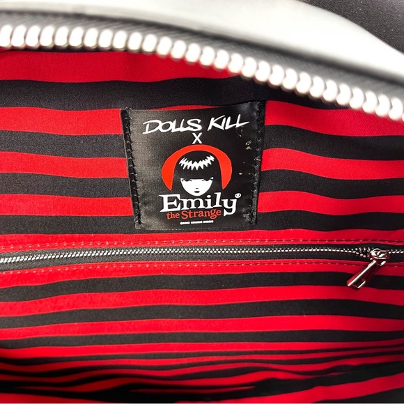 Emily The Strange Eternal Solitude Coffin Weekender - Picture 7 of 7